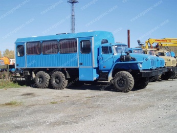 Вахтовый автобус Урал 4320 (6х6,20 мест)